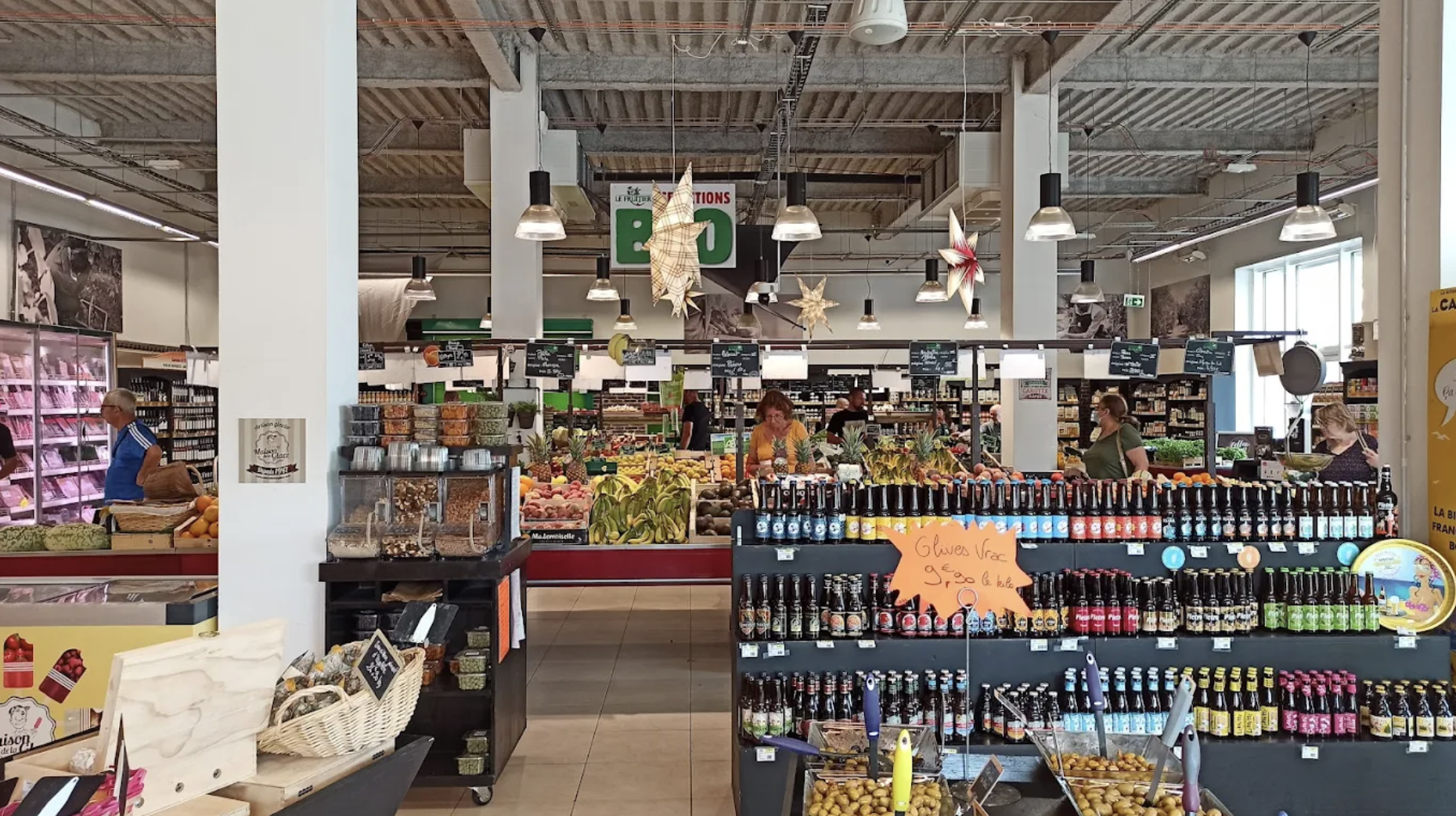 Vue intérieure de la boutique